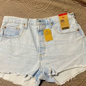 Levi’s denim shorts